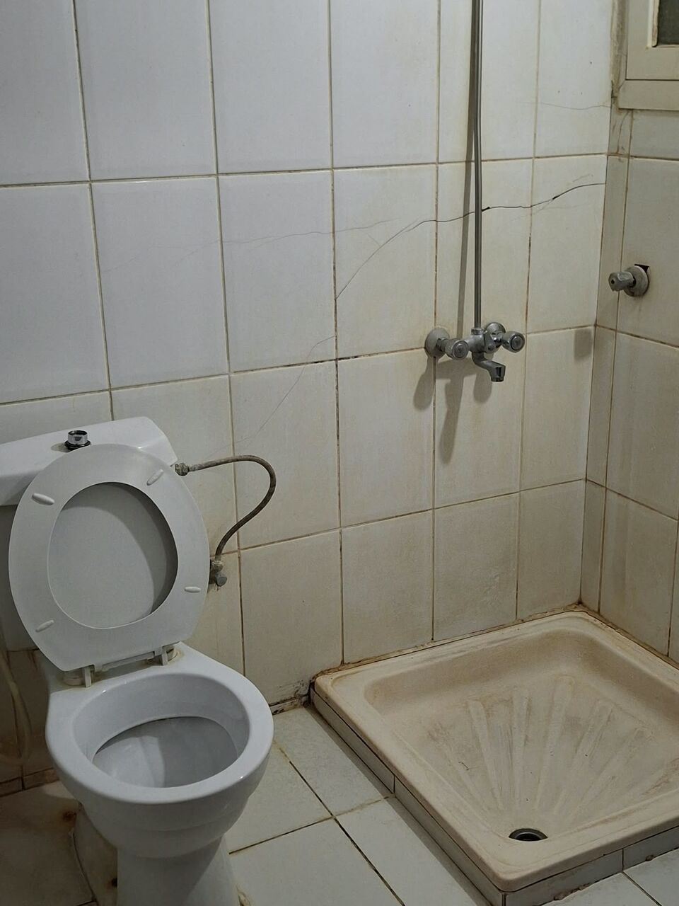 Hara, Rooms for Rent, SAR .1,000/month,  Furnished,  12 Sq. Meter,  Furnished Single Room Available For Indian Muslim Bachelor, Monthly Rent SAR. 1,000