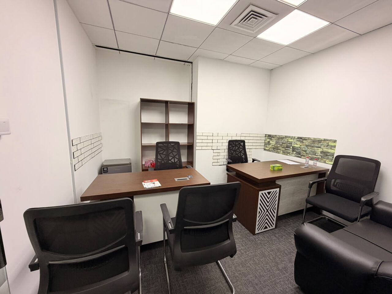 Dubai, Offices, AED 23000,  100 Sq. Feet,  Your Business Deserves The Right Address!