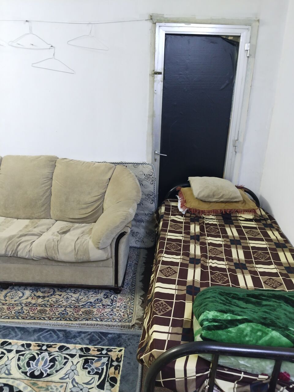 Riyadh, Bedspace For Rent, SAR 600/month,  Bed Space For Bachelor In A Big Room Family Apartment