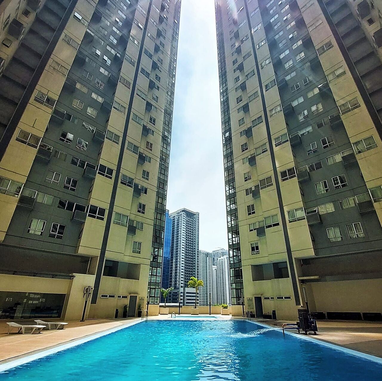 Taguig City, Home Audio, PHP 6888609,  Foreclosed 2 Bedroom Units In Fort Victoria BGC Taguig City