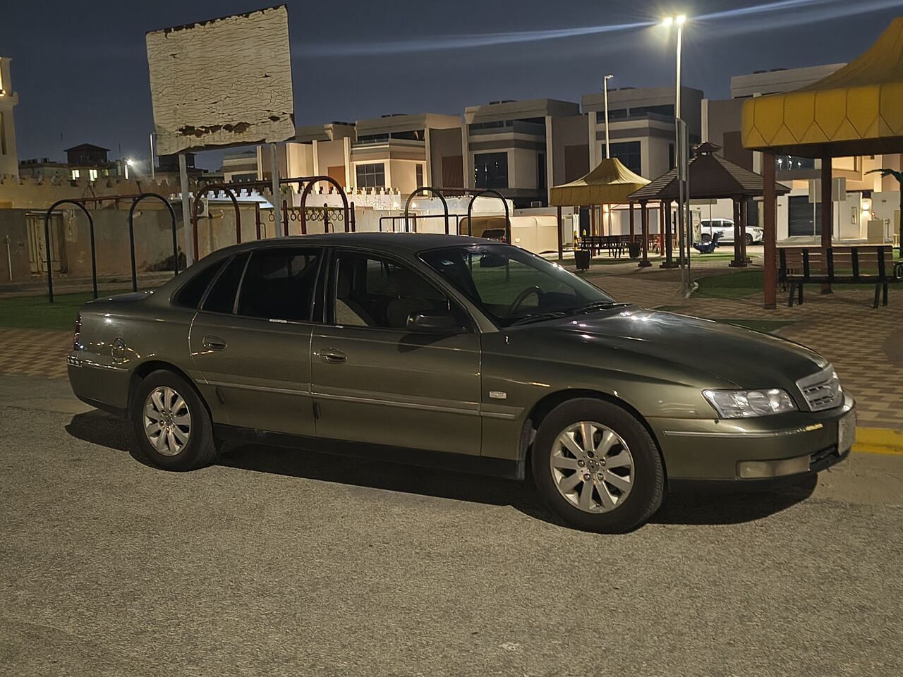 Khobar, Vehicles, Cars & Trucks , SAR 9000,  Chevrolet Caprice V6,  2006,  Automatic,  245000 KM,   Neat And Clean