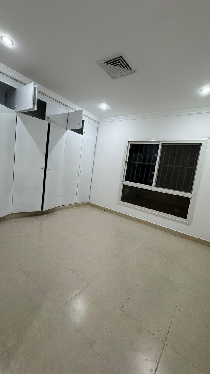 Salmiya, Apartments, Flats, Houses & Villas, KWD 480/month,  3 BR,  For Rent In Salmiya, An Unfurnished 3-bedroom Apartment, Including 2 Master Bedrooms.