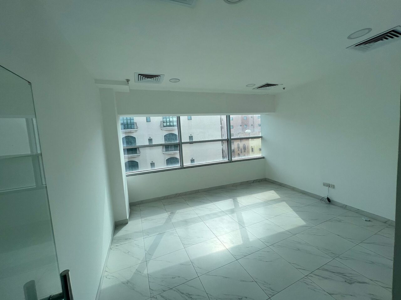 Adliya, Offices, BHD 220,  45 Sq. Meter,  Modern Office Space For Rent In Adliya