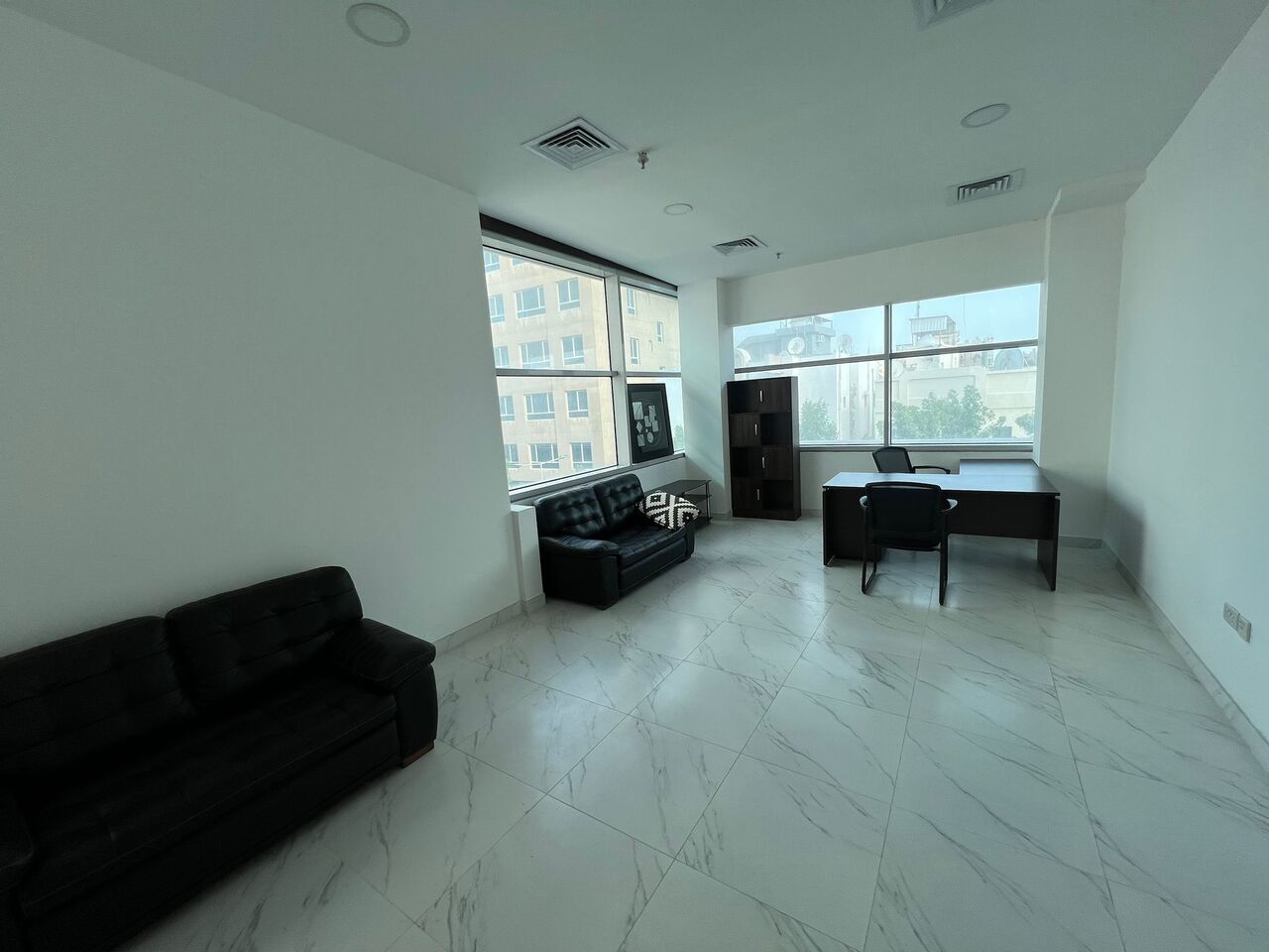 Adliya, Offices, BHD 330,  50 Sq. Meter,  Bright & Furnished Office Space For Rent In Adliya | 50 Sq.m | EWA Inclusive  Move-In Read