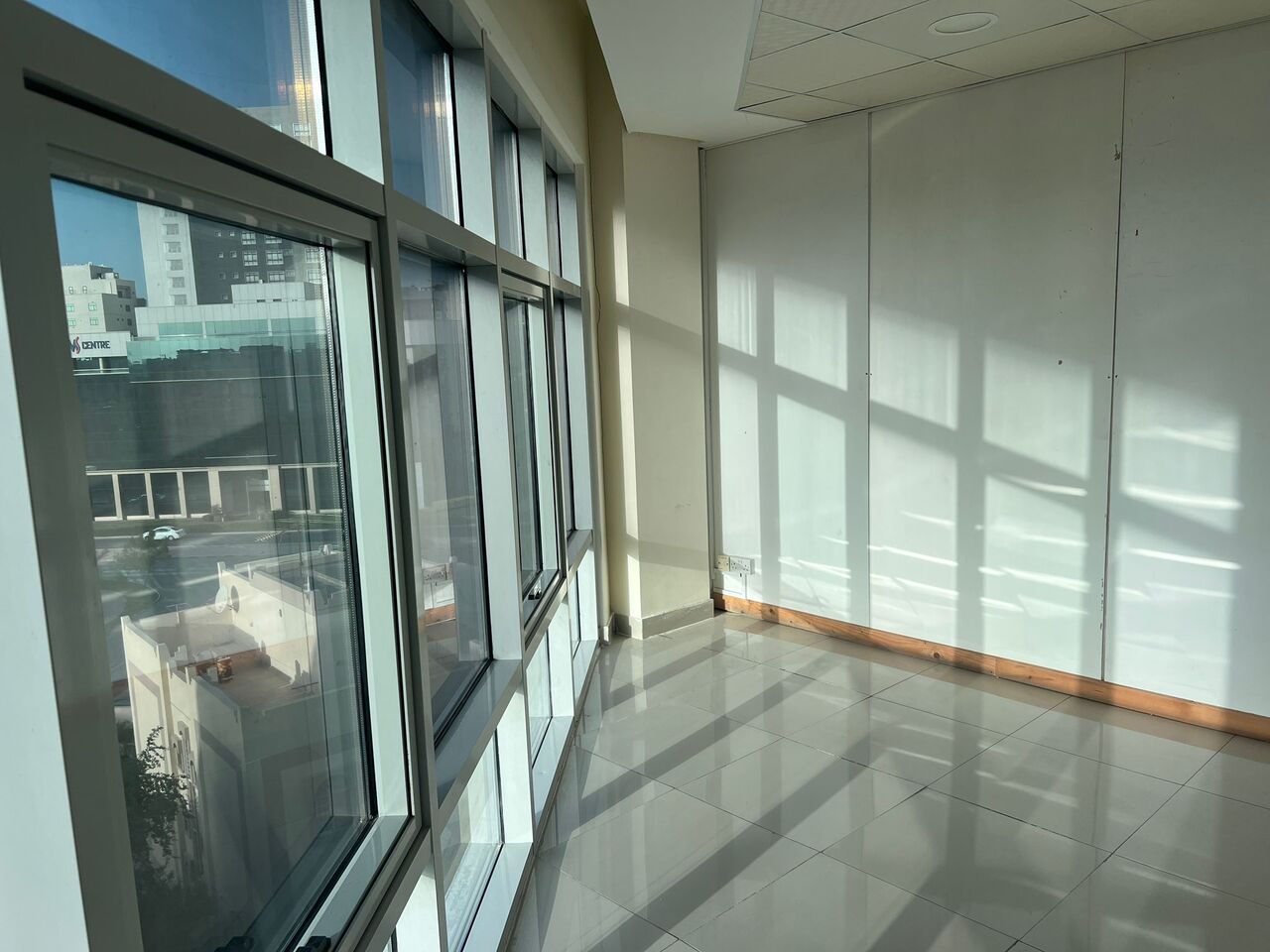 Al Seef, Offices, BHD 600,  110 Sq. Meter,  Bright & Modern Office For Rent In The Heart Of Seef