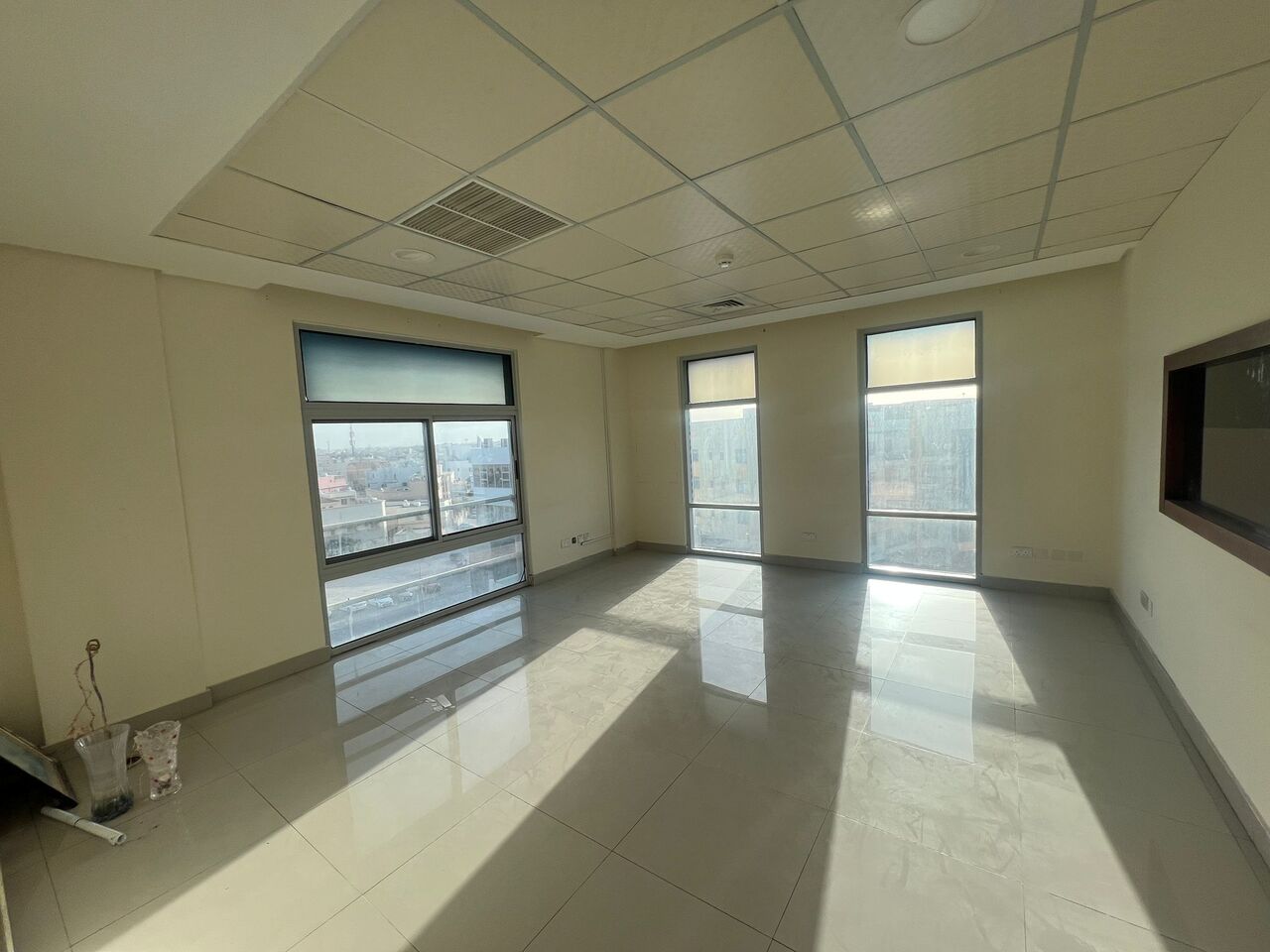 Al Seef, Offices, BHD 600,  110 Sq. Meter,  Bright & Modern Office For Rent In The Heart Of Seef