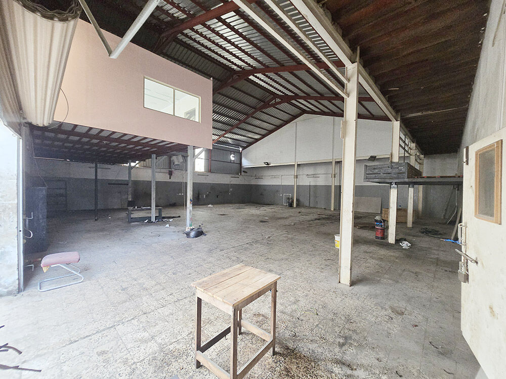 Salmabad, Factories, BHD 1200,  505 Sq. Meter,  Workshop - Warehouse In Salmabad With 2 Entrance | High Power