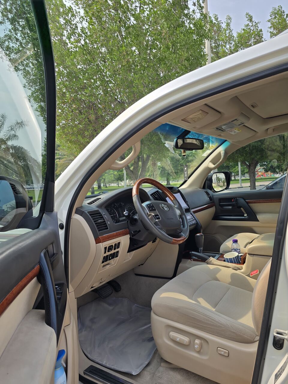 Khobar, Vehicles, Cars & Trucks , SAR 170000,  Toyota Land Cruiser,  2014,  Automatic,  103500 KM,   Less Driven