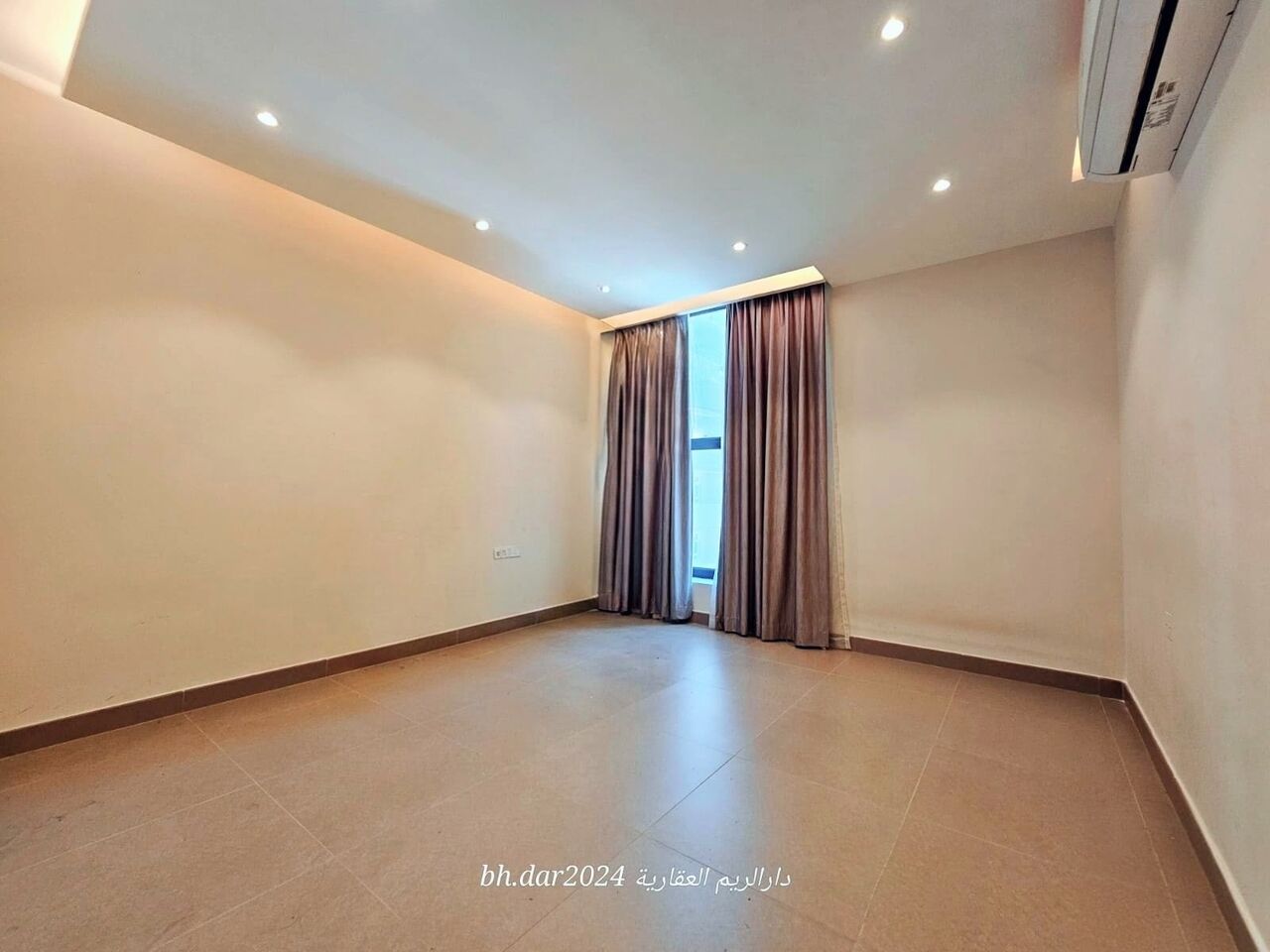 Hidd, Apts/Flats Wanted, BHD 230/year,  2 BR,  Al Hidd City/High-end Apartment For Rent With Air Conditioning, Curtains And Furnace Inclu