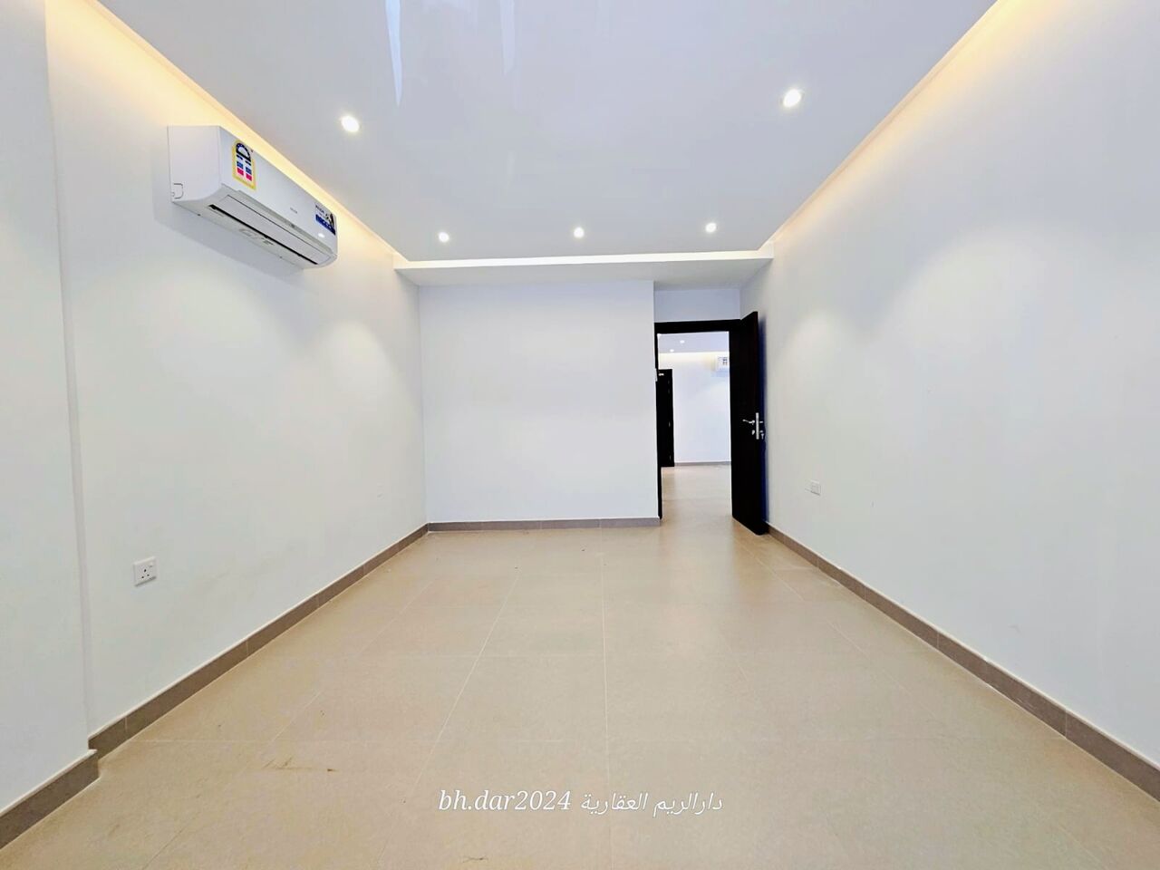 Hidd, Apts/Flats Wanted, BHD 230/year,  2 BR,  Al Hidd City/High-end Apartment For Rent With Air Conditioning, Curtains And Furnace Inclu
