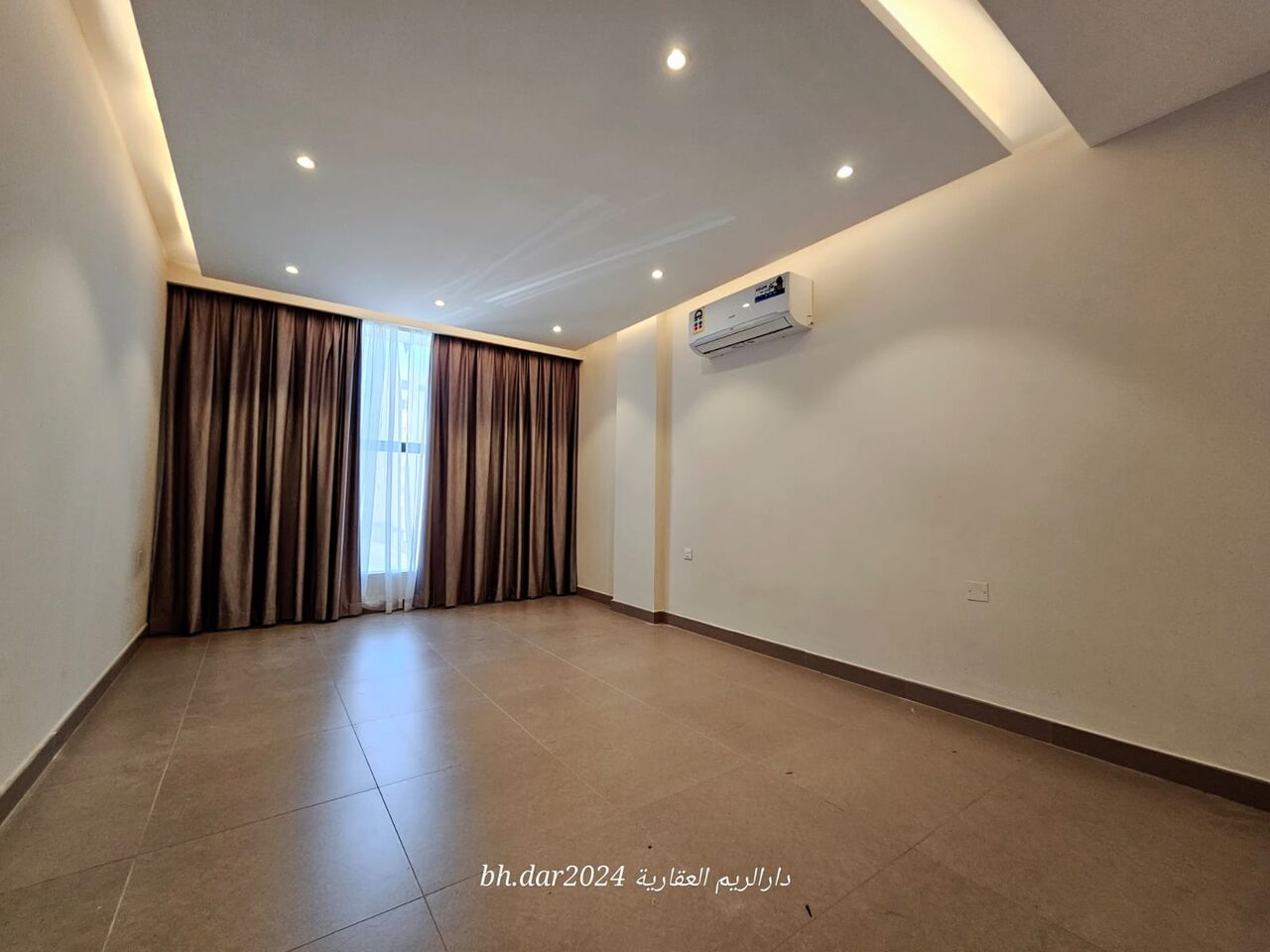 Hidd, Apts/Flats Wanted, BHD 230/year,  2 BR,  Al Hidd City/High-end Apartment For Rent With Air Conditioning, Curtains And Furnace Inclu