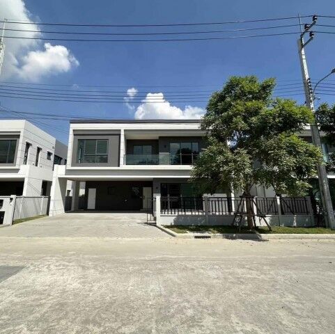 Bangkok, Villas, THB 100000,  74 Sq. Feet,  Centro Bangna, Near Mega Bangna, 700 Meters, Zoticus House Model, The Largest Model Of