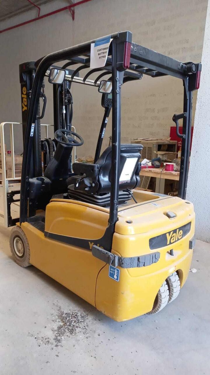 Riyadh, Industrial Machinery, SAR 110,  YALE Industrial Forklift For Sale | First Owner | Excellent Condition | SAR 110,000