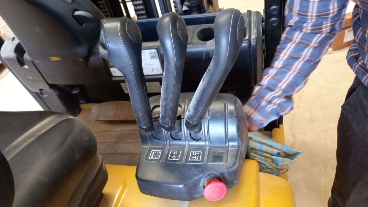 Riyadh, Industrial Machinery, SAR 110,  YALE Industrial Forklift For Sale | First Owner | Excellent Condition | SAR 110,000