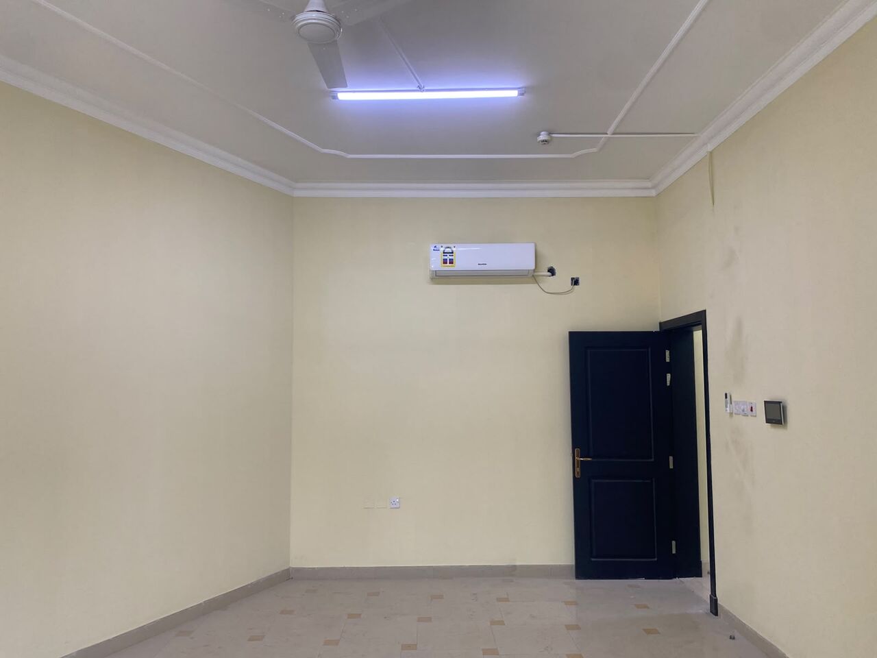 Juffair, Apartments, Flats, Houses & Villas, BHD 140/month,  Studio,  65 Sq. Meter,  Studio Apartment Available For Rent In Juffair