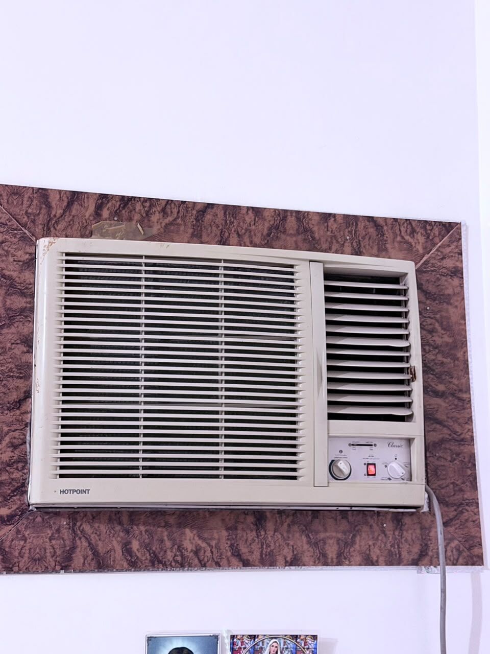 Riyadh, Air Conditioners, SAR 600,  For Sale 2 Aircon With Jumbo Compressors 2hp