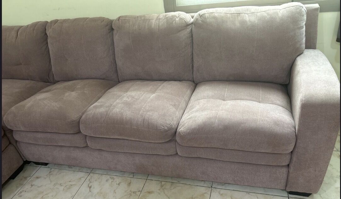 Manama, Furniture, BHD 65,  Used Sofa For Sale