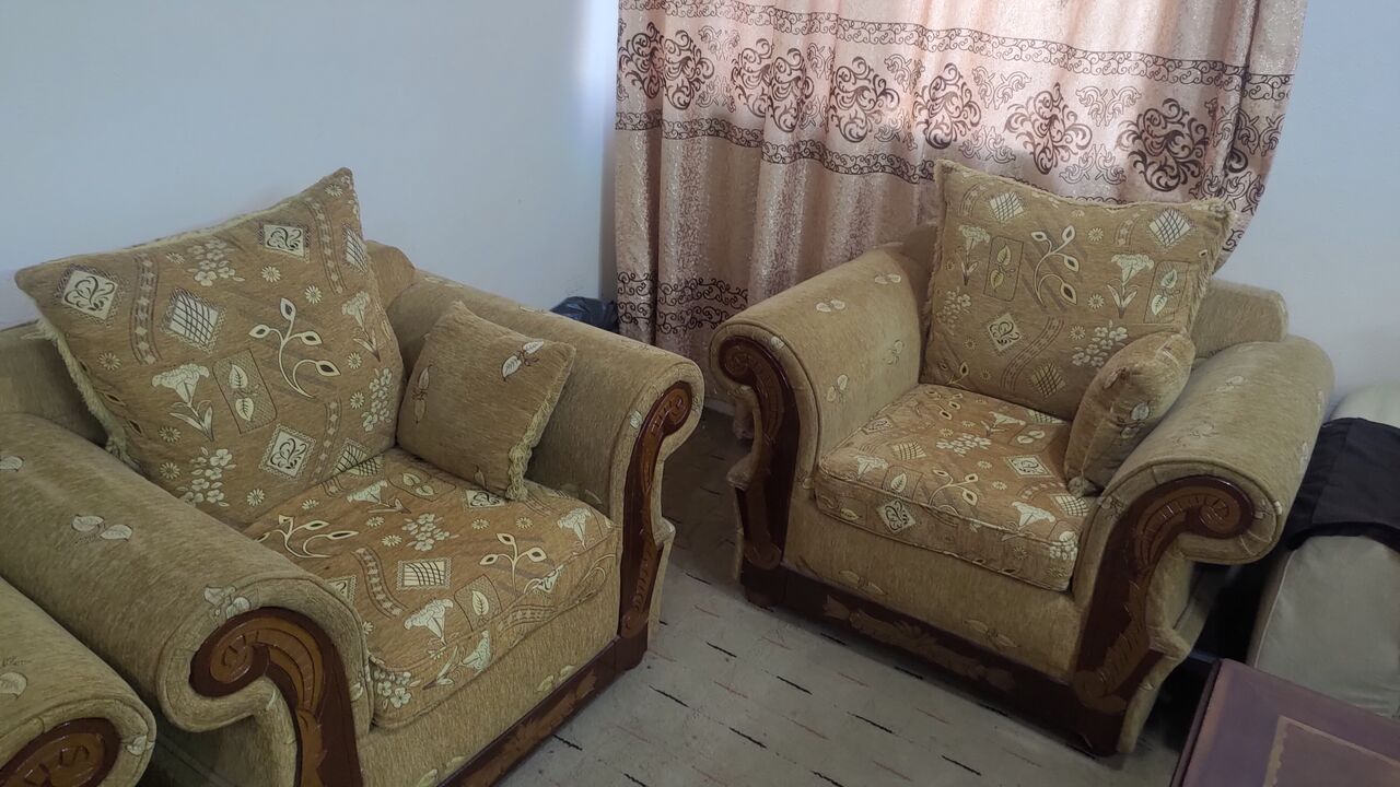Al Aziziyah, Furniture, SAR 650,  9 Seater Sofa Set With Cofee Tables