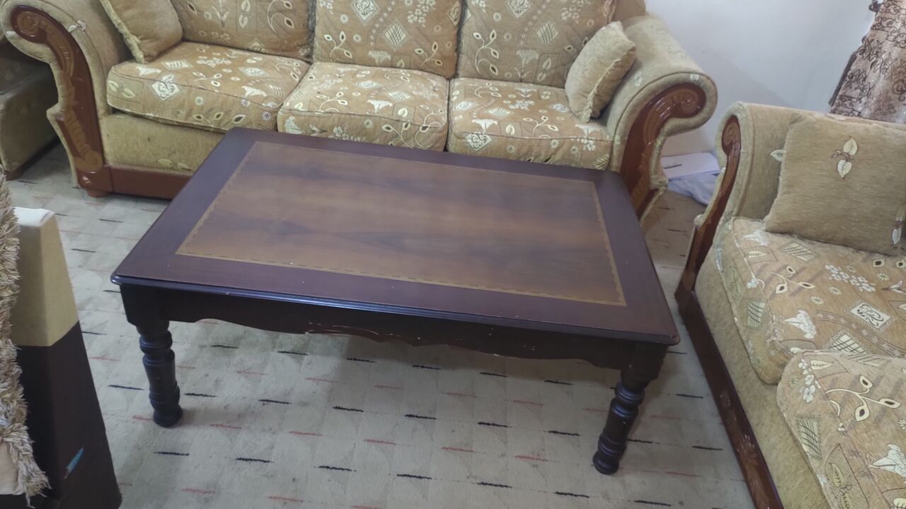 Al Aziziyah, Furniture, SAR 650,  9 Seater Sofa Set With Cofee Tables