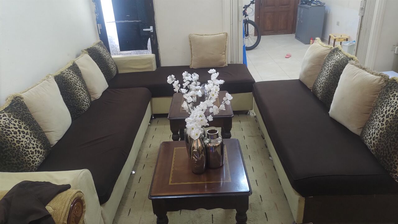 Jeddah, Furniture, SAR 450,  7 Seat Sofa Set With Cofee Tables