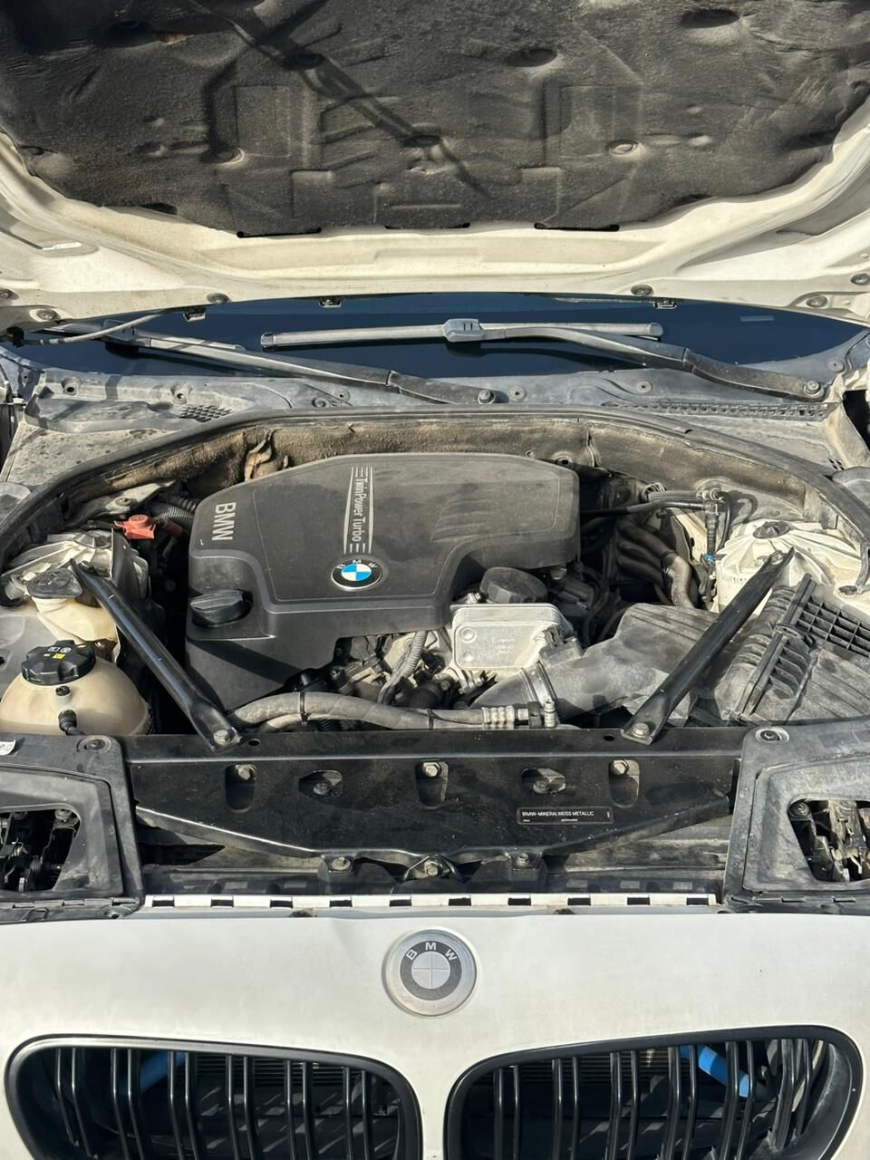 Dammam, Vehicles, Cars & Trucks , SAR 34,  Bmw 520,  2014,  Automatic,  320000 KM,  Urgent Sell Car
