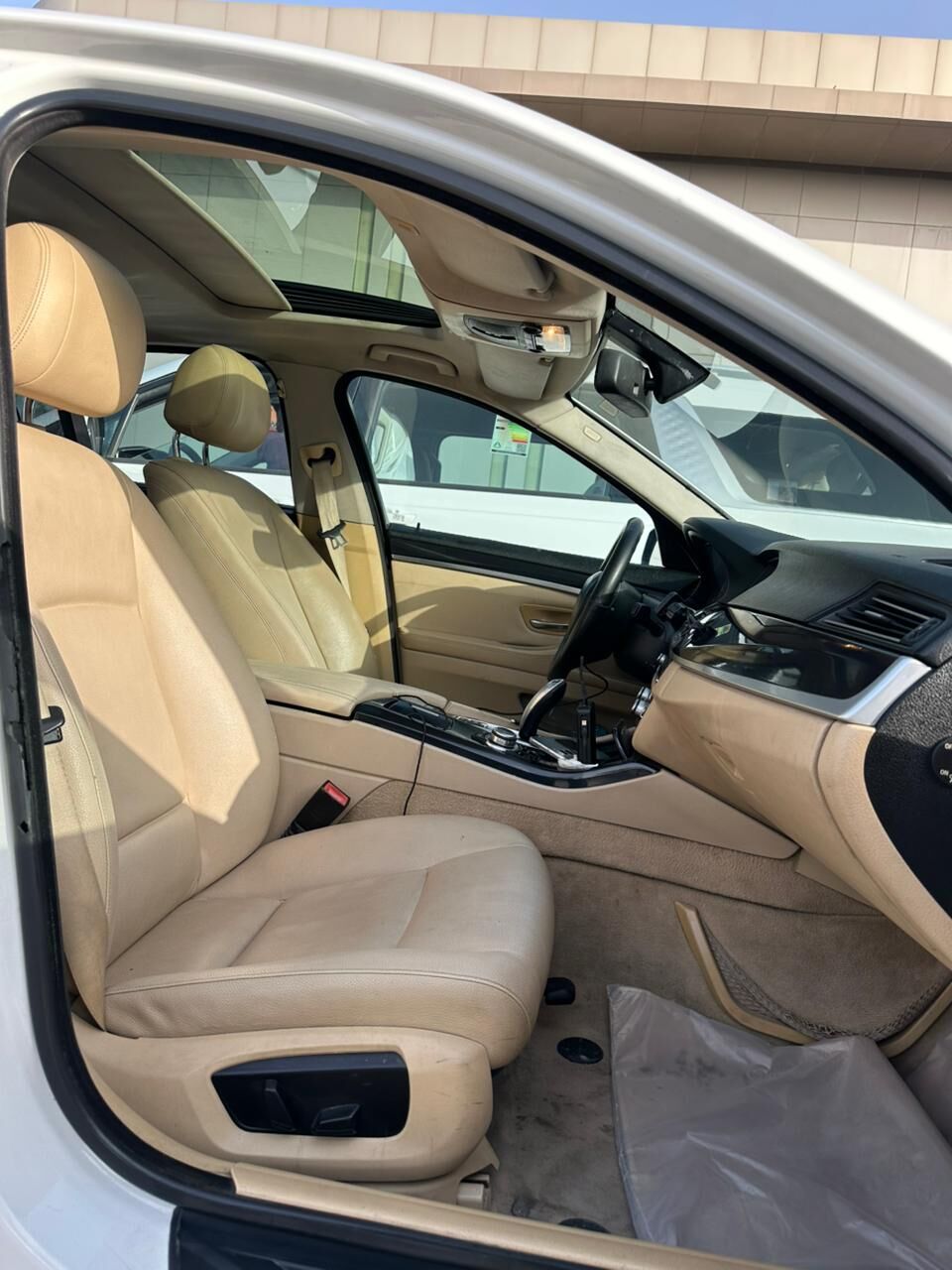 Dammam, Vehicles, Cars & Trucks , SAR 34,  Bmw 520,  2014,  Automatic,  320000 KM,  Urgent Sell Car