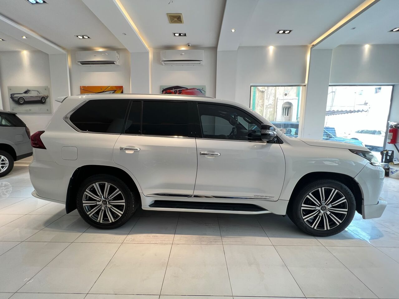 East Riffa, Vehicles, Cars & Trucks , BHD 16950,  LEXUS LX 570 MODEL 2016 FOR SALE,  2016,  Automatic,  230000 KM,
