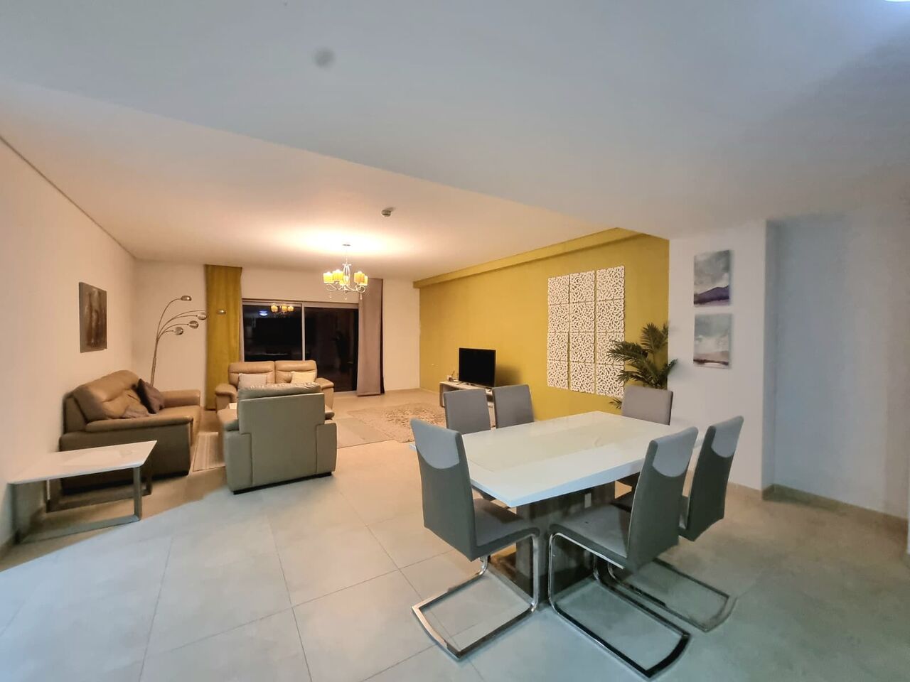 Amwaj Islands, Apartments, Flats, Houses & Villas, BHD 320/month,  Furnished,  1 BR,  110 Sq. Meter,  Spacious 1 BR FF Apt With Huge Balcony Close To Lagoon Park