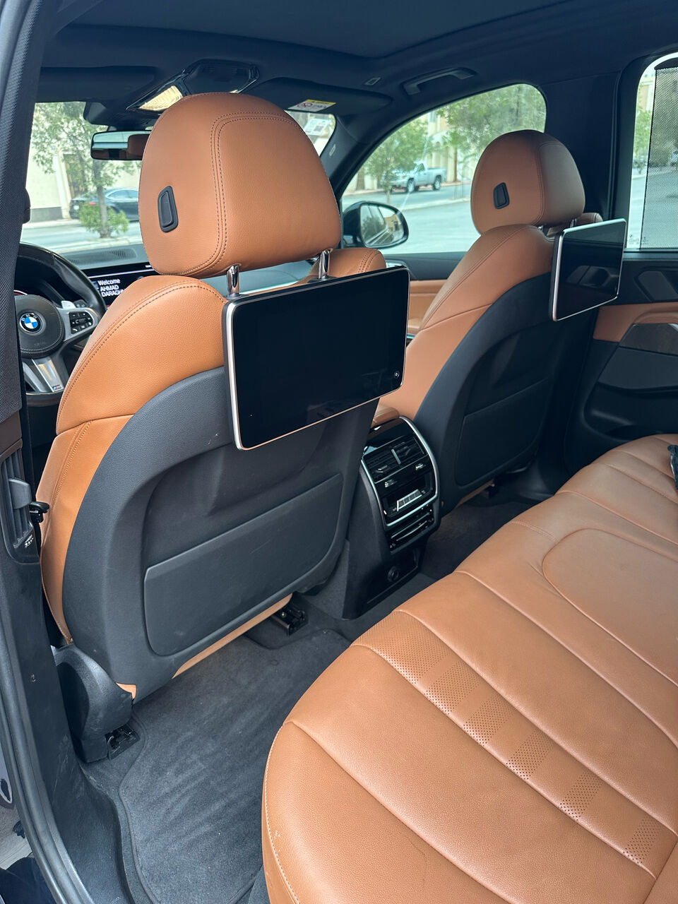 Riyadh, Vehicles, Cars & Trucks , Bmw X5 M,  2019,  Automatic,  81 KM,  BMW X5  &ndash; M Kit &ndash; Full Option- Under Warranty