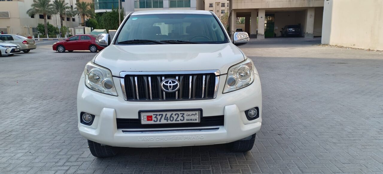 Manama, Vehicles, Cars & Trucks , BHD 100,  Toyota Prado,  2012,  Automatic,  161000 KM,   4CYL  MODEL FOR SALE