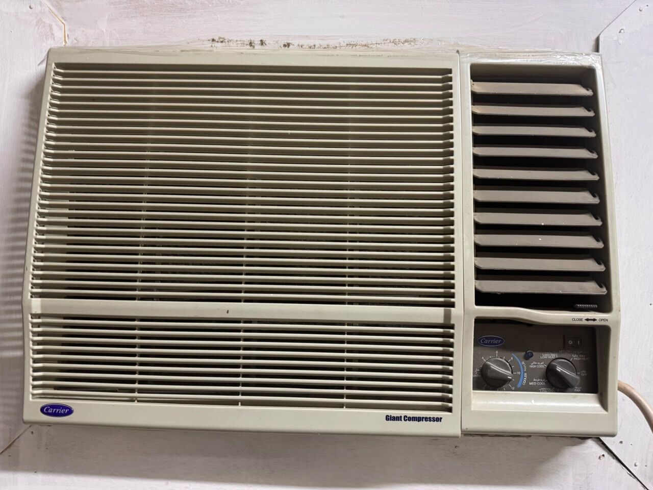 Al Mursalat, Air Conditioners, SAR 550,  Window Air Conditioner - Carrier Brand