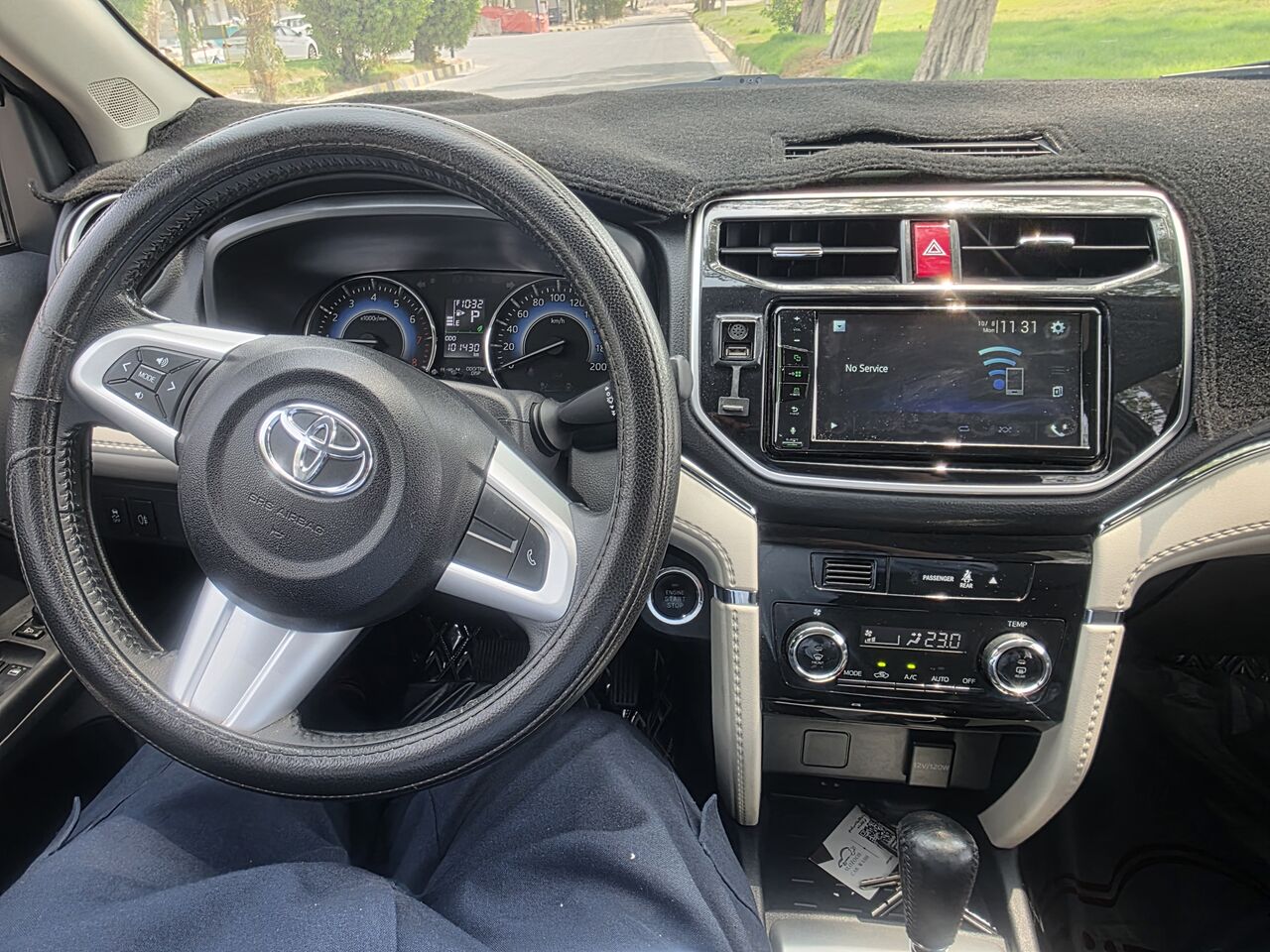 Dammam, Vehicles, Cars & Trucks , SAR 62000,  Toyota SA,  2023,  Automatic,  1001000 KM,  Toyota Rush  Same As New