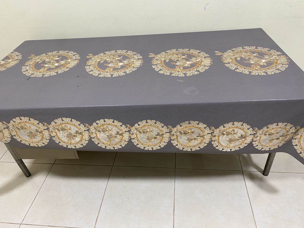 Dammam, Furniture, SAR 150,  Sofa And Table