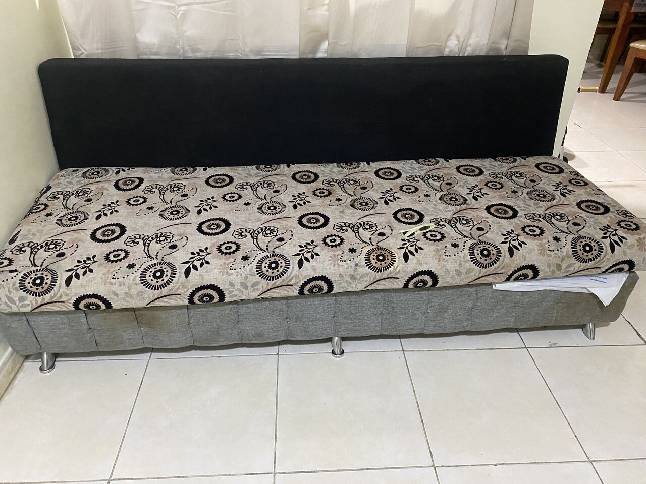 Dammam, Furniture, SAR 150,  Sofa And Table