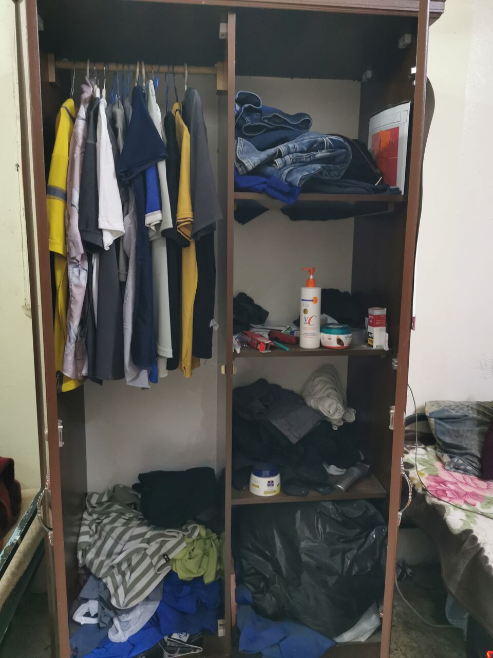 Yanbu, Household Items, SAR 180,  Exit
