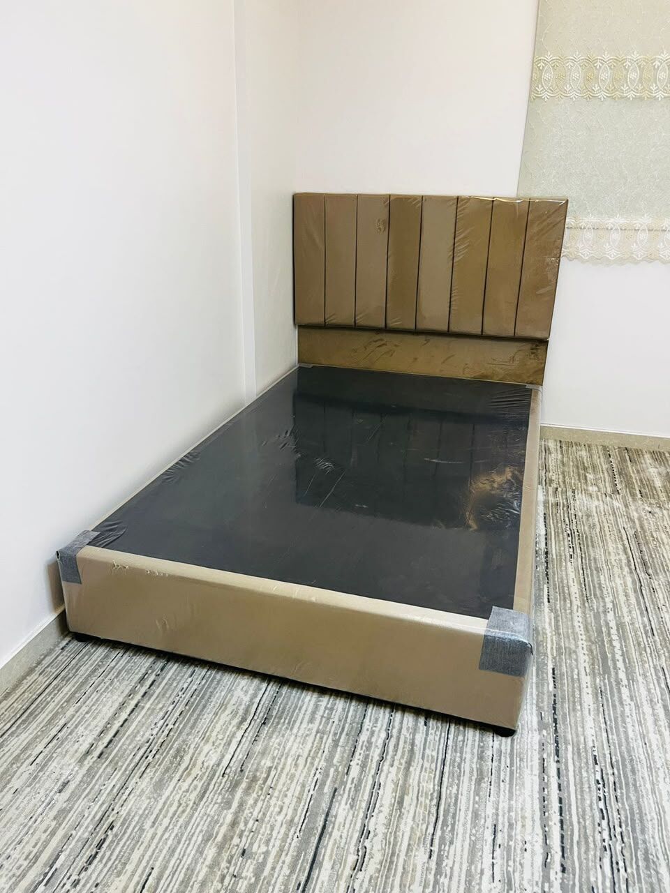Jeddah, Furniture, SAR 2,  New High Quality Modern Medium Size Bed Frame Available For Sale