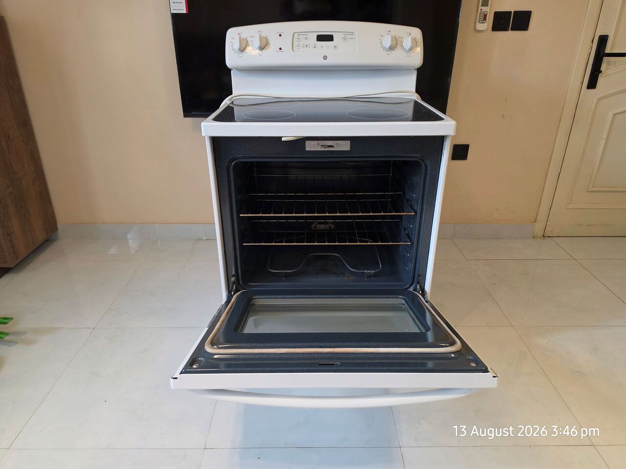 Al Muruj, Electronics, SAR 2200,  Selling My General Electric (GE) Electrical Cooking Range !!!