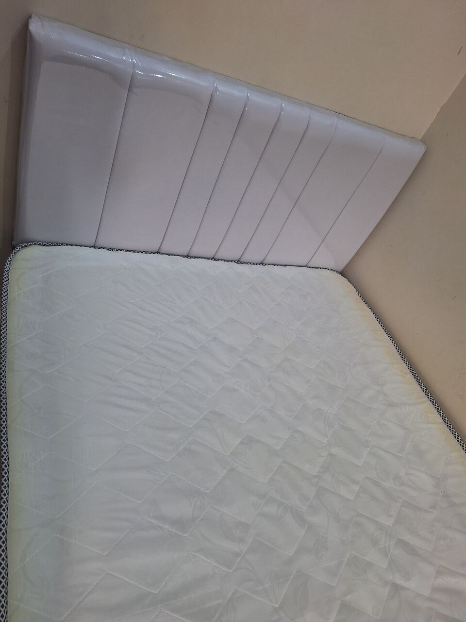 Riyadh, Furniture, SAR 350,  Bedroom For Sale (Bought 4 Months Ago)