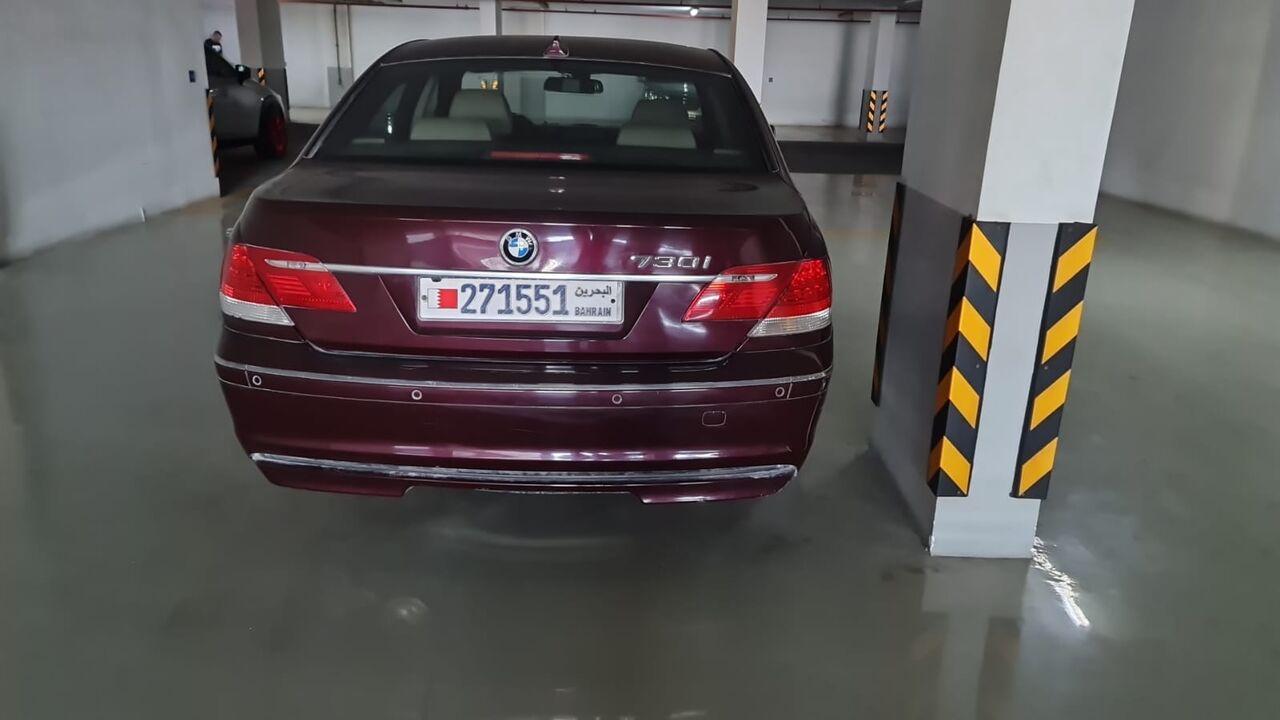 Manama, Vehicles, Cars & Trucks , BHD 1350,  Bmw 7 Series,  2007,  Automatic,  200 KM,  Registered & Insured