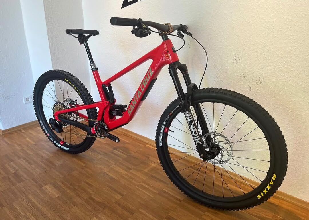 Rio de Janeiro, Bicycles, BRL 5,  LATEST 2024 5010 CARBON CC X01 AXS RSV Mountain Bike