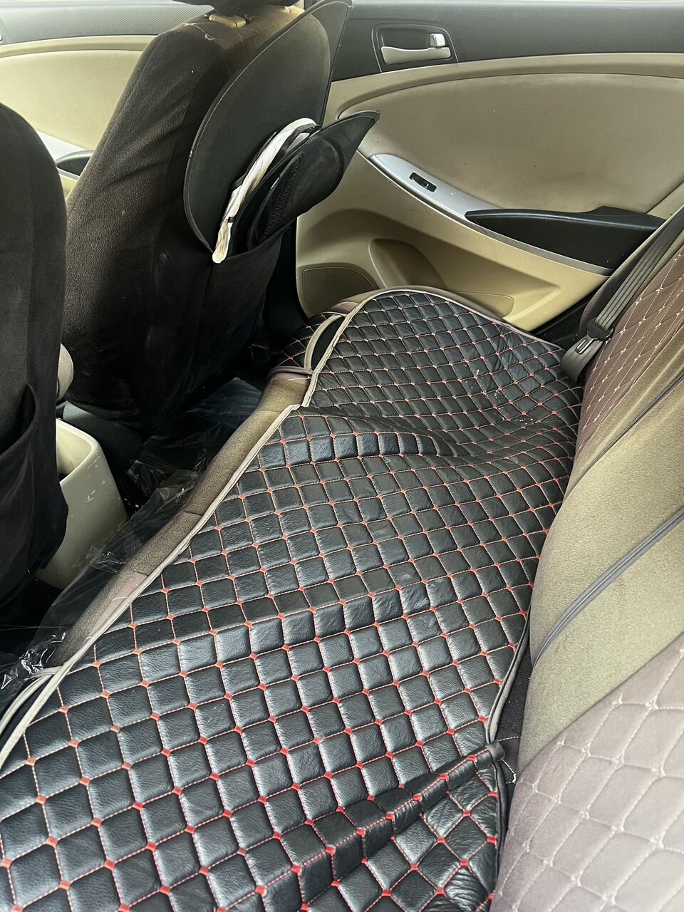 Jeddah, Vehicles, Cars & Trucks , SAR 20000,  Hyundai Accent,  2016,  Automatic,  298000 KM,    Model Urgent For Sale