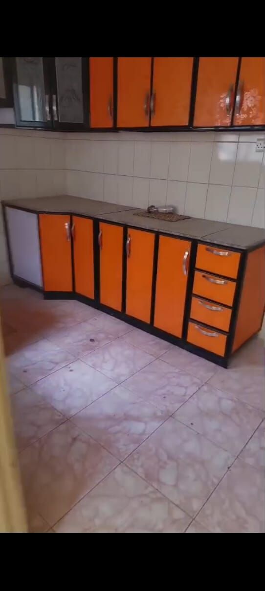 Al Malaz, Rooms for Rent, SAR 1500/month,  Furnished,  1- Large Room Or 3 - Bed Spaces Available For Rent.