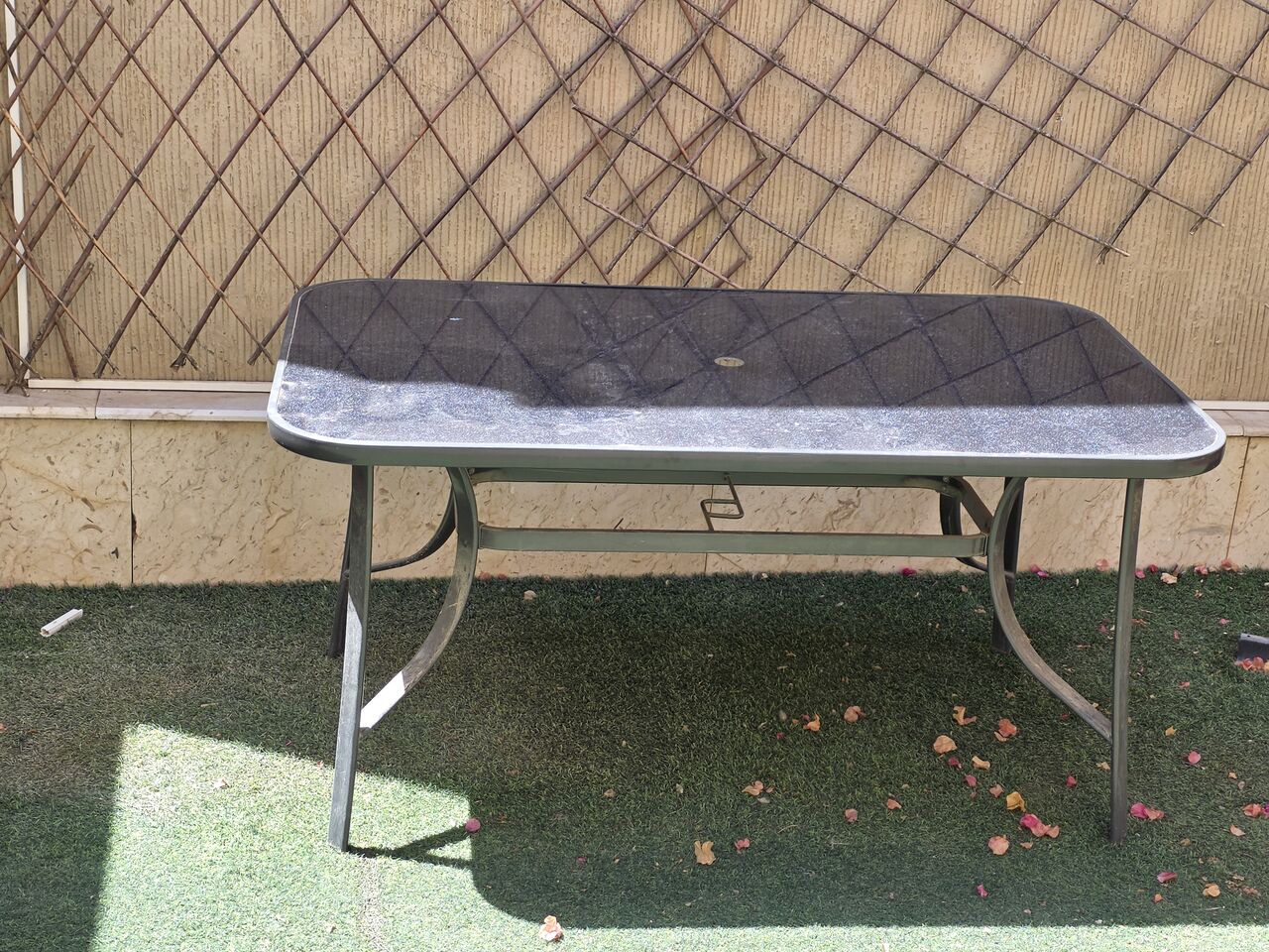 Riyadh, Furniture, SAR 120,  Table For Outdoor