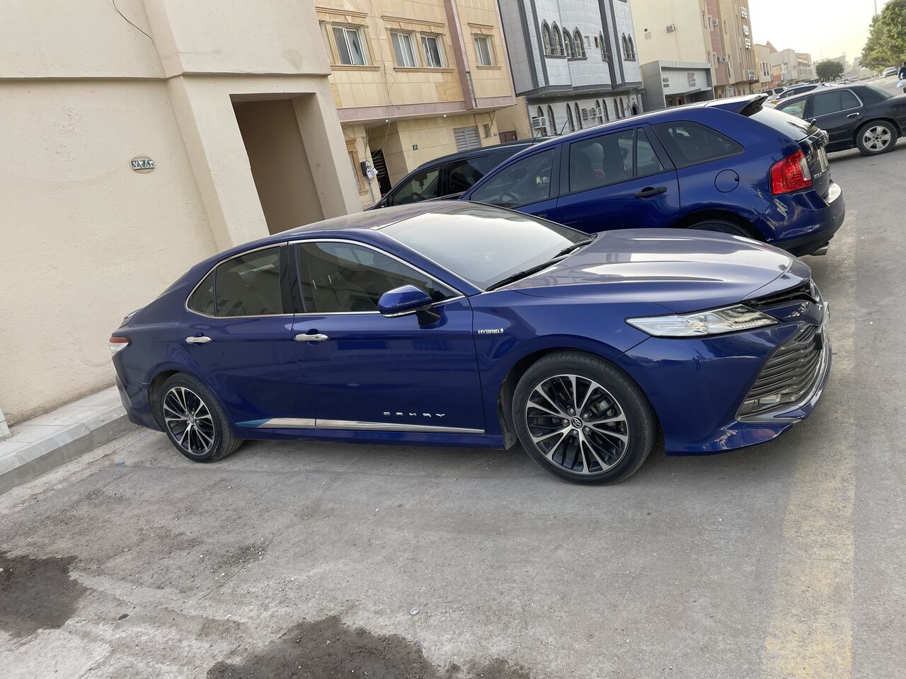 Riyadh, Vehicles, Cars & Trucks , SAR 72000,  Toyota Camry Hybrid,  2019,  Automatic,  107500 KM,  Camry Grande  Hybrid