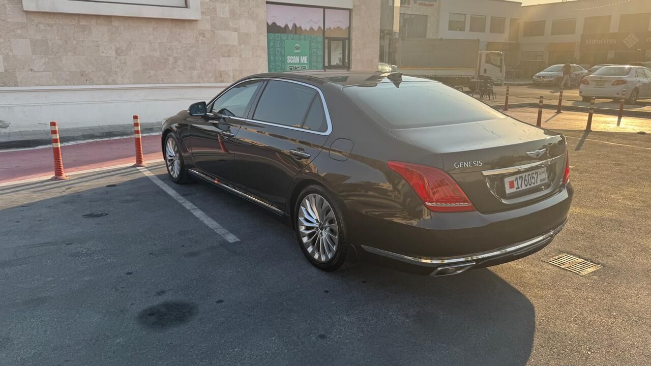 Saar, Vehicles, Cars & Trucks , BHD 6000,  Genesis G90,  2017,  Automatic,  139000 KM,