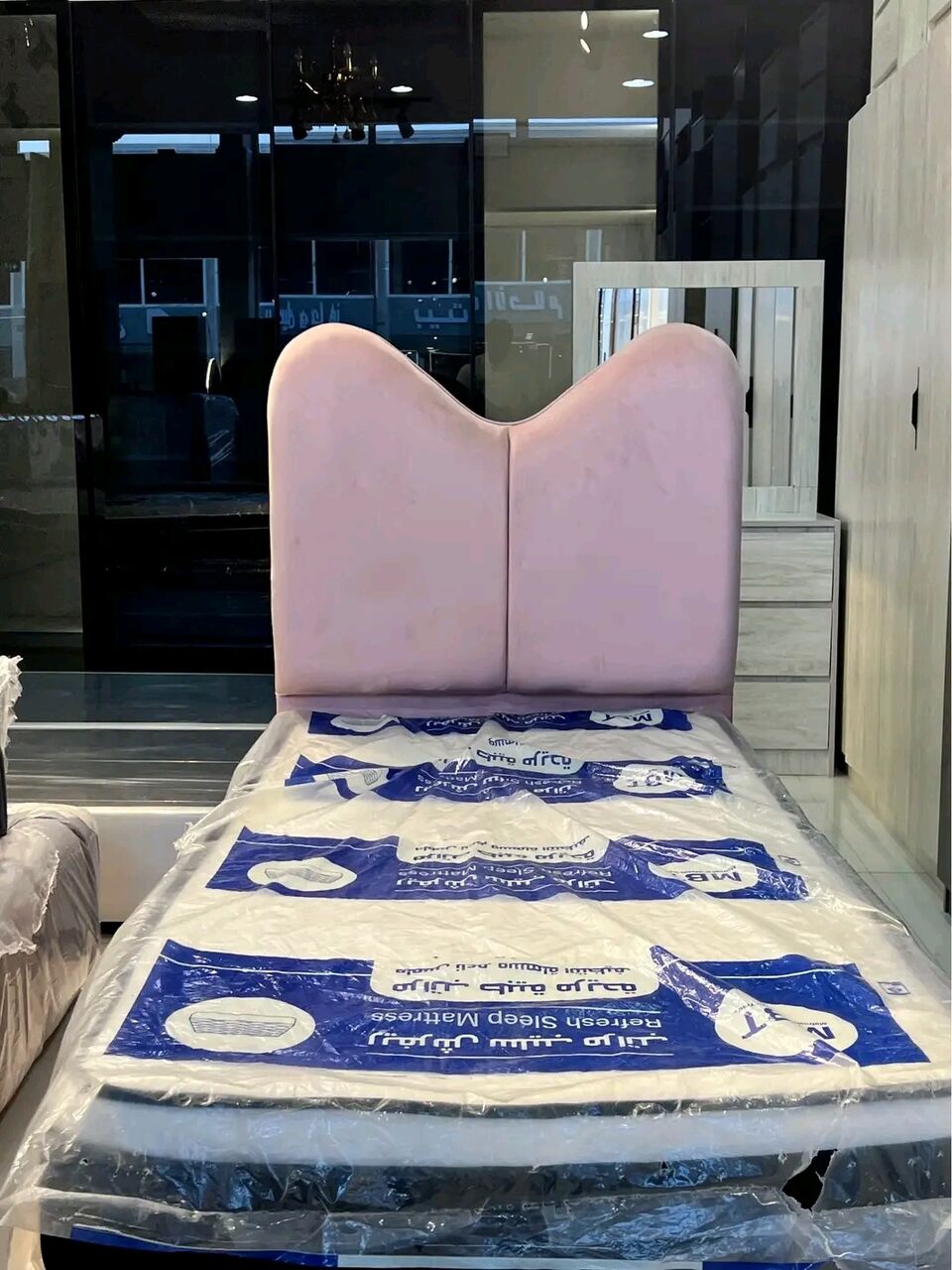 Jeddah, Furniture, SAR 1,  Stylish Luxurious Beds Available