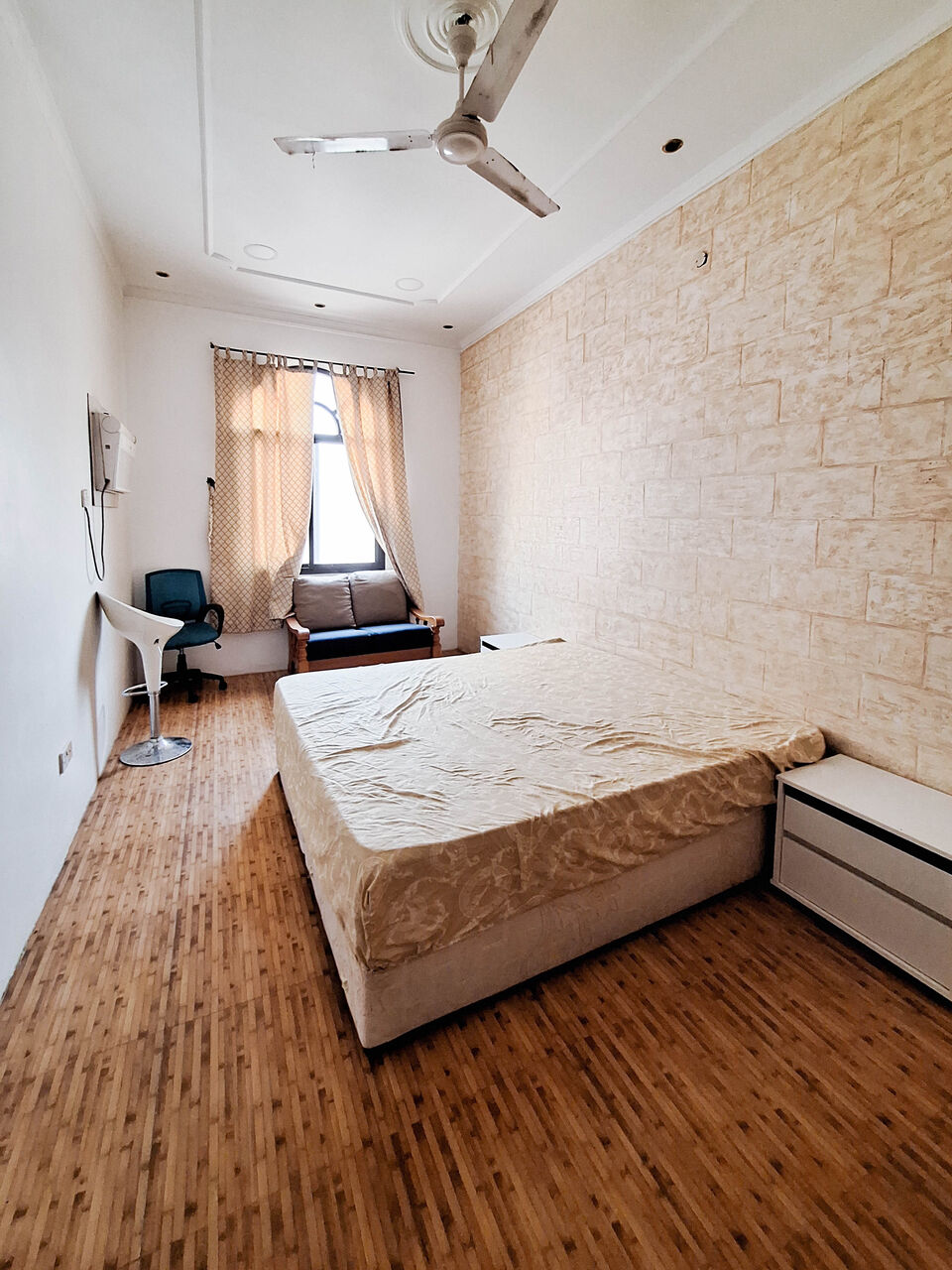 Al Seef, Apartments, Flats, Houses & Villas, BHD 250/month,  2 BR,  For Rent A Fully-furnished Apartment In Karbabad Area Close To Malls