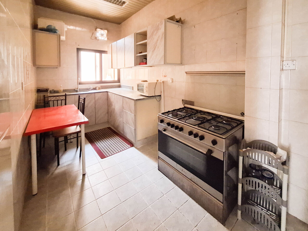 Al Seef, Apartments, Flats, Houses & Villas, BHD 250/month,  2 BR,  For Rent A Fully-furnished Apartment In Karbabad Area Close To Malls