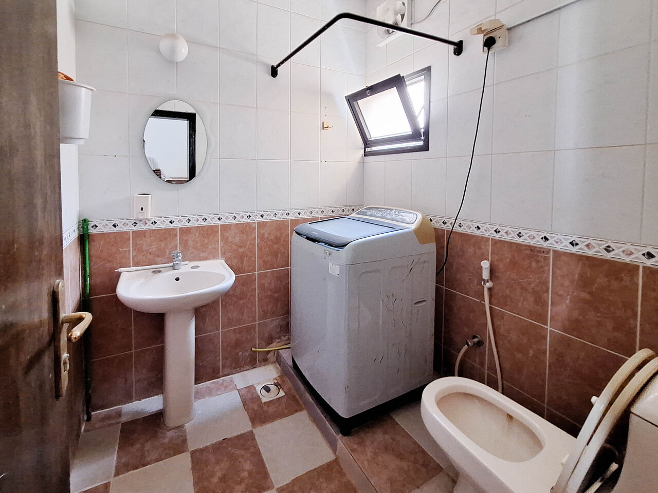 Al Seef, Apartments, Flats, Houses & Villas, BHD 250/month,  2 BR,  For Rent A Fully-furnished Apartment In Karbabad Area Close To Malls