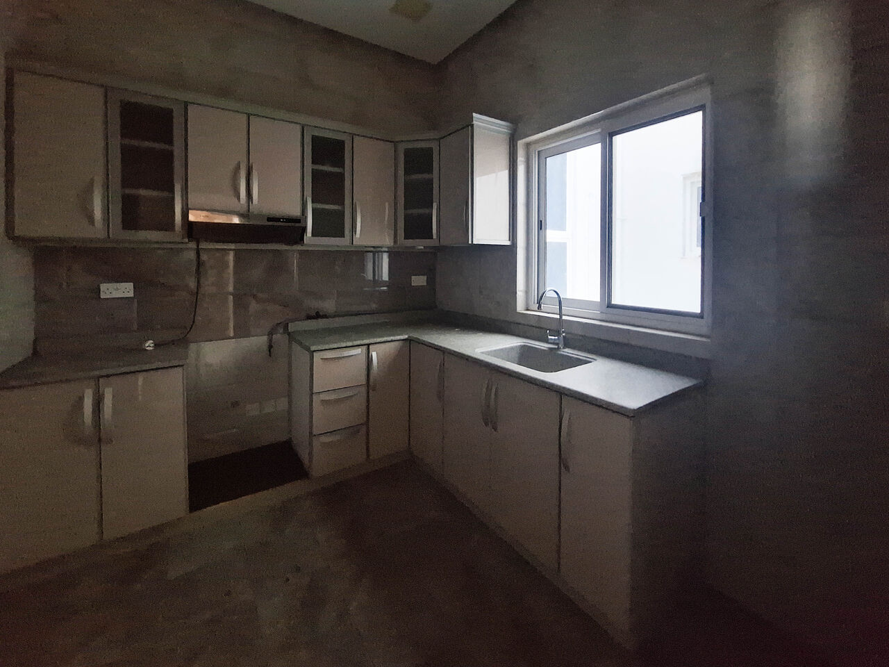 Al Seef, Apartments, Flats, Houses & Villas, BHD 240/month,  2 BR,  Semi Furnished Apartment For Rent In Daih Area Close To Malls.